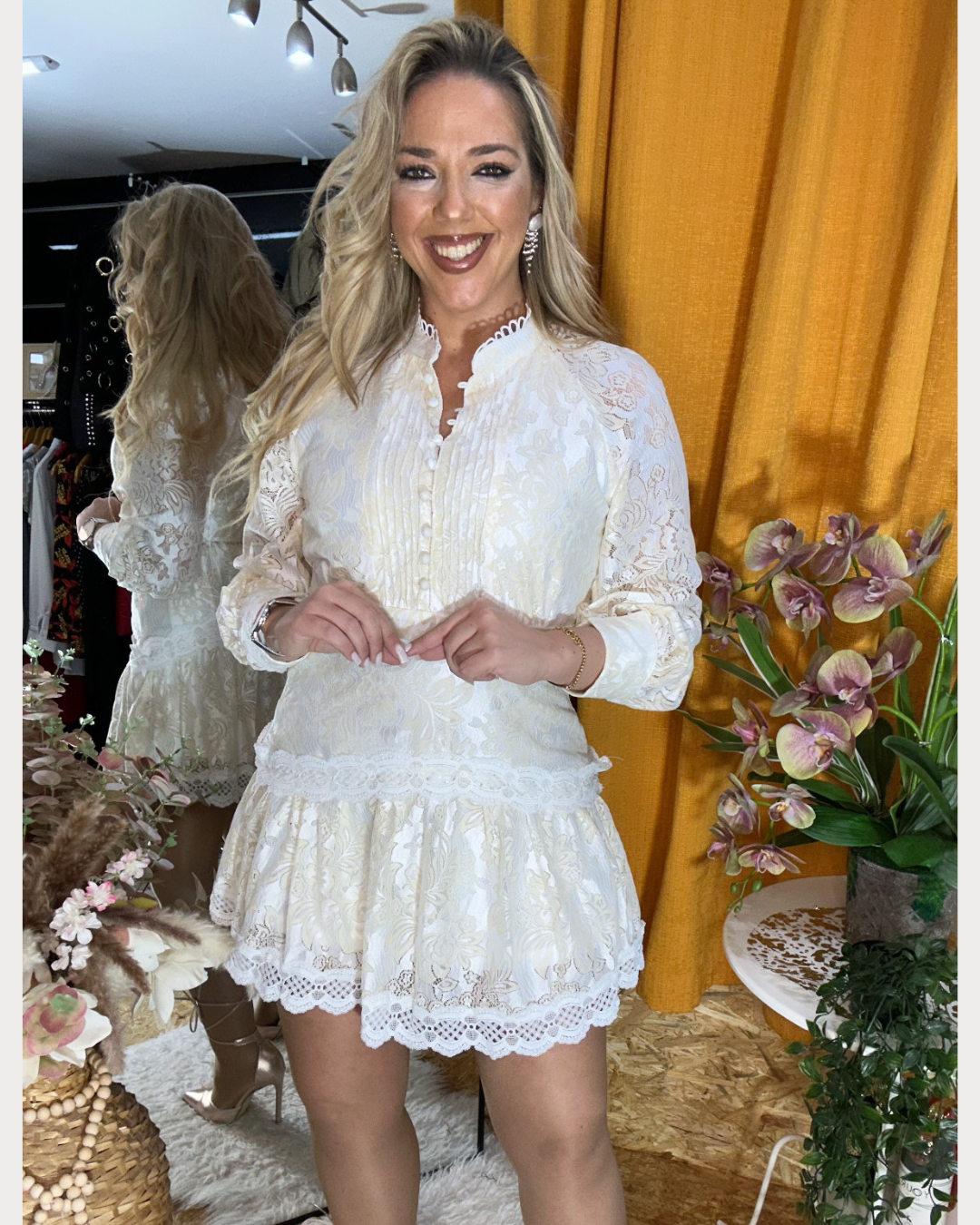 Vestido de Renda VD021