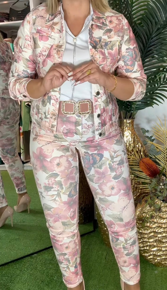 Conjunto Calça e Casaco